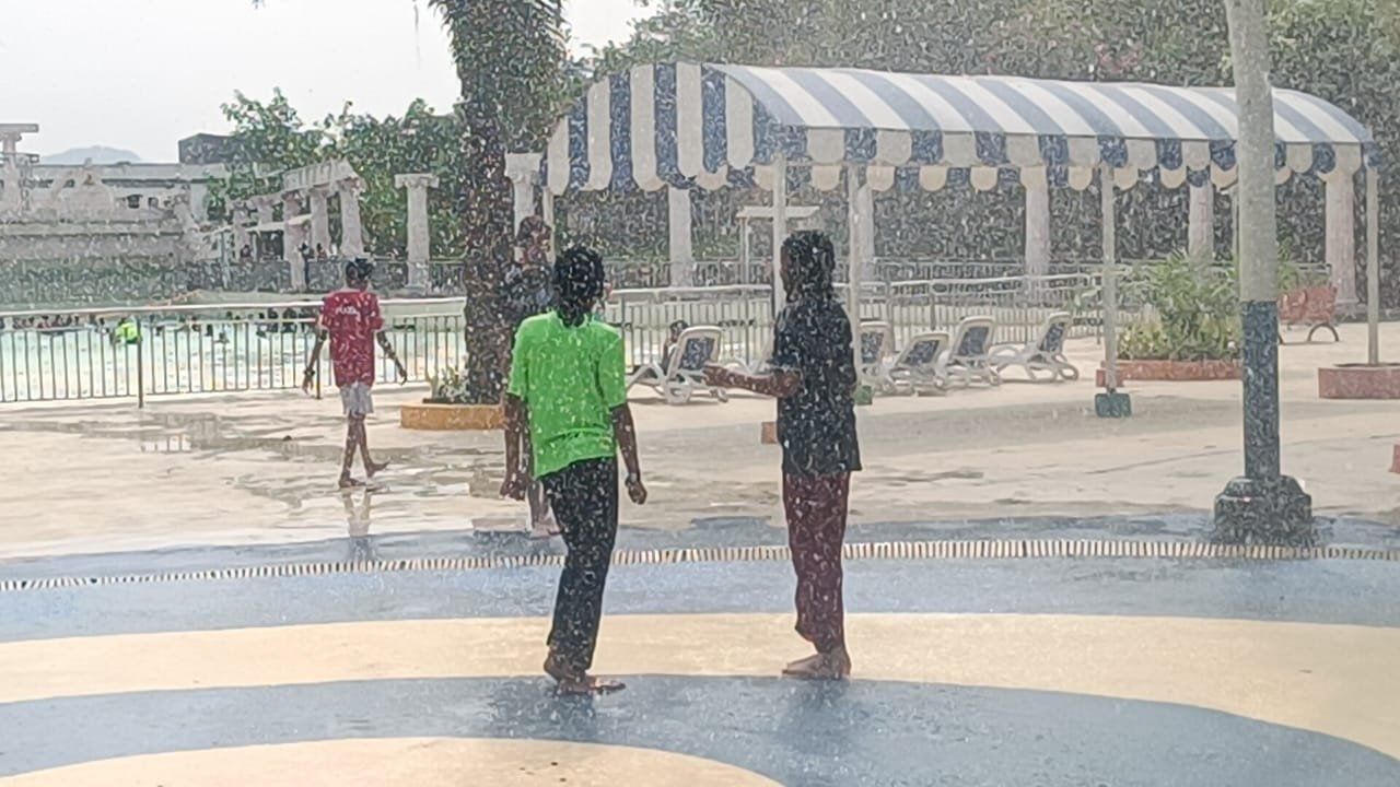 Splash zone fun